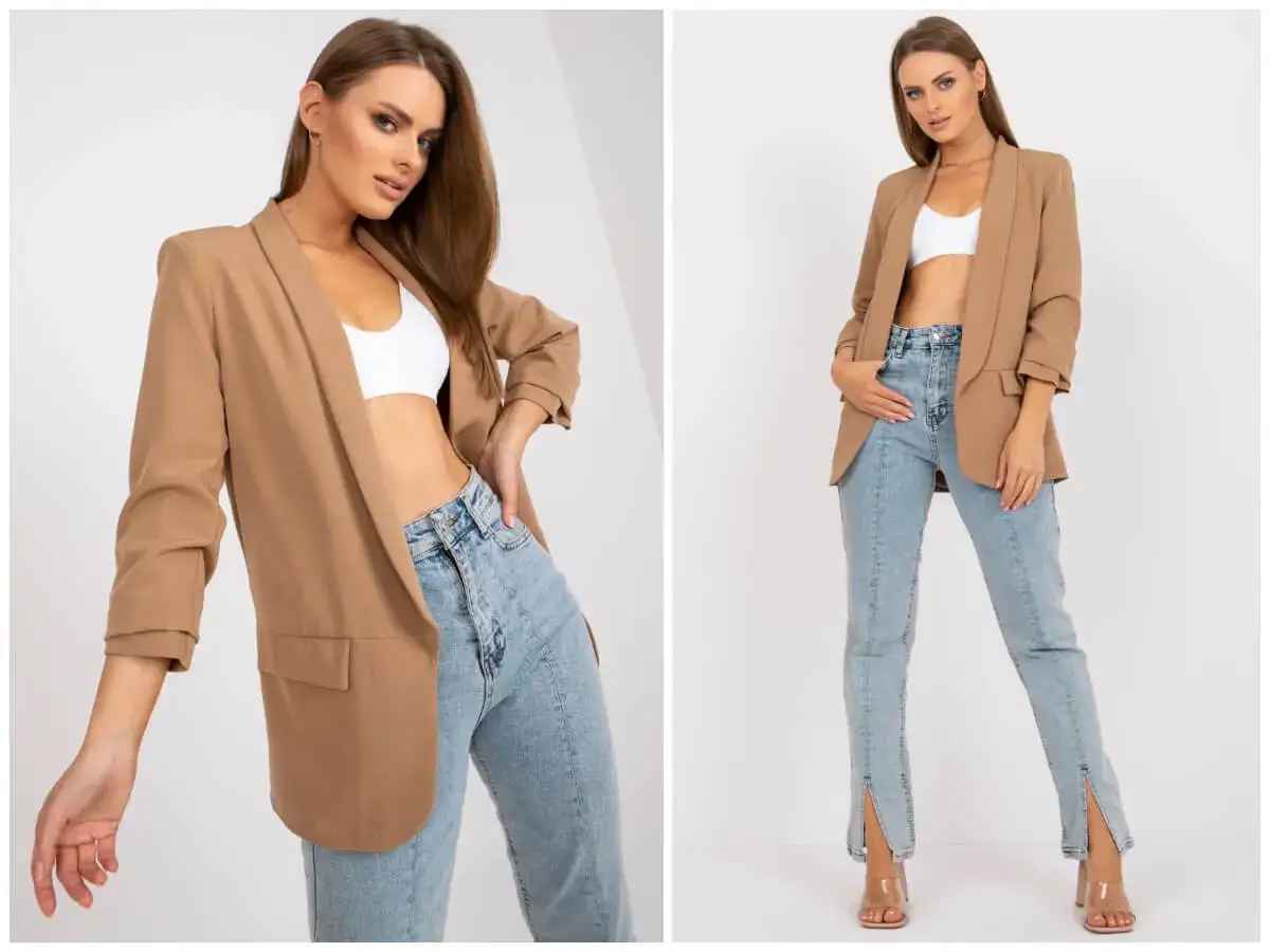 Beżowa marynarka w stylizacjach z jeansami i białym topem. Elegancko i na luzie.
